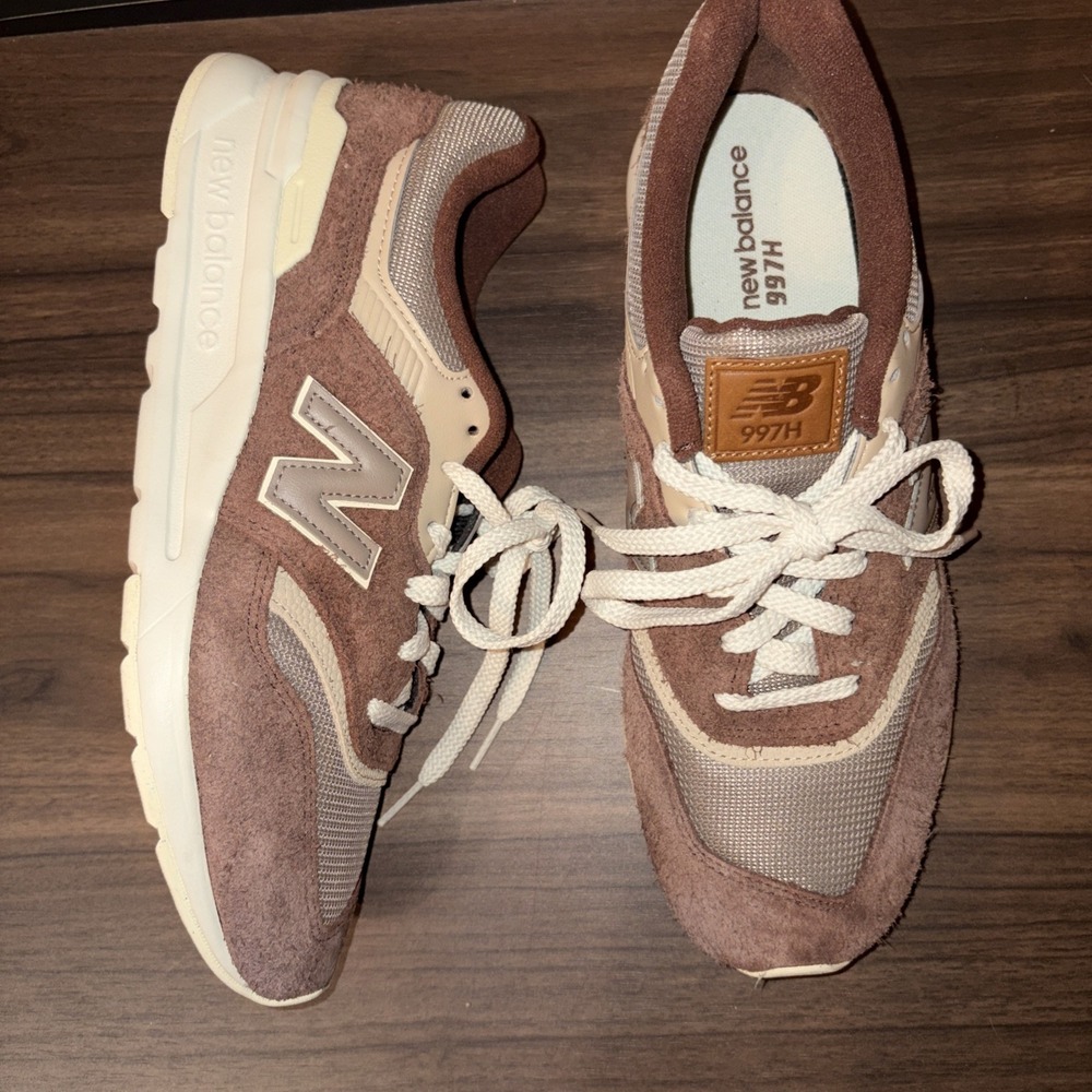New NEW BALANCE 997 Men's 9 Women's 10.5 D Sneaker Mushroom Brown Lace Up 42.5